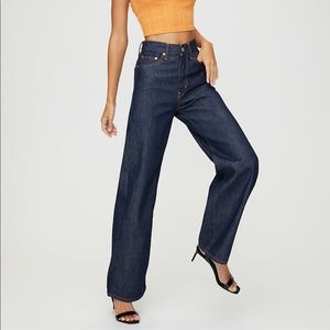 NWT Levi’s ribcage wide leg dark wash